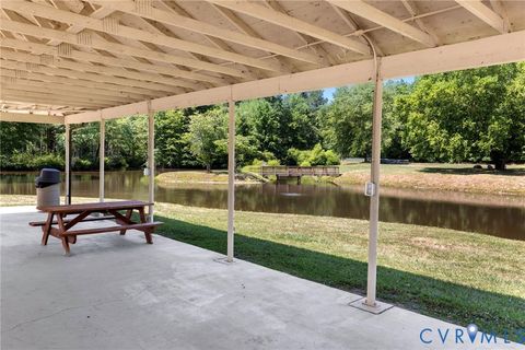 Tiny photo for 204 Village Court, Ruther Glen, VA 22546 (MLS # 2602199)