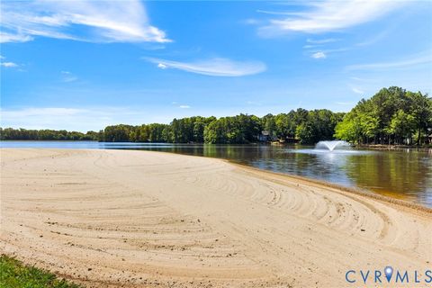 Tiny photo for 204 Village Court, Ruther Glen, VA 22546 (MLS # 2602199)