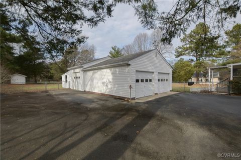 A home in Aylett