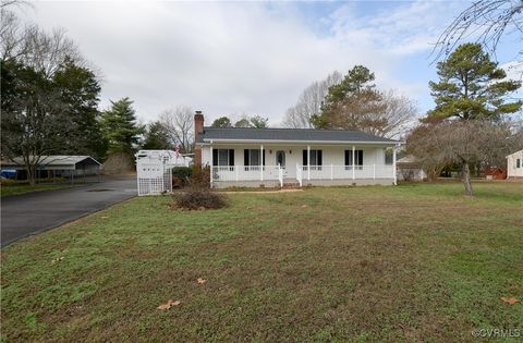 A home in Aylett