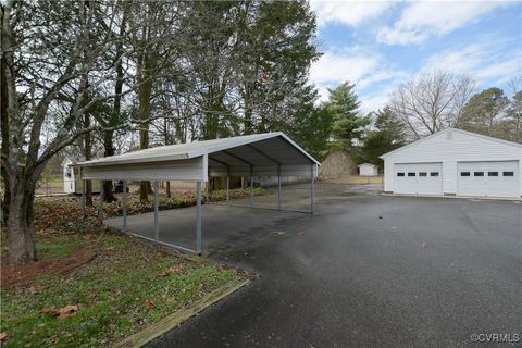 A home in Aylett