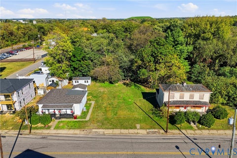 Photo of 327 N Crater Road, Petersburg, VA 23803 (MLS # 2628382)