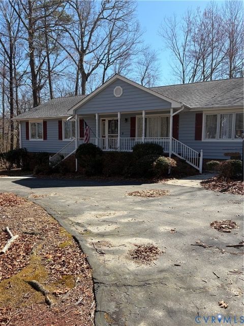 Photo of 4603 EDENTON Place, Chester, VA 23831 (MLS # 2605778)