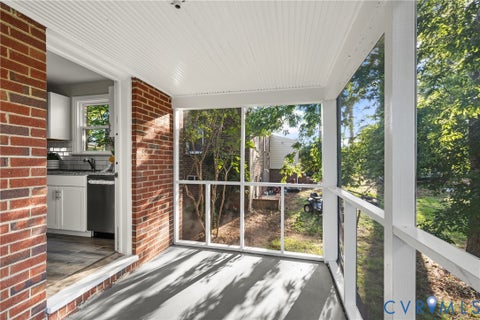 Tiny photo for 506 James Avenue, Colonial Heights, VA 23834 (MLS # 2617037)