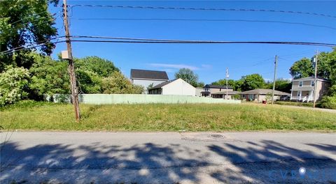 Tiny photo for 1365 Rome Street, Petersburg, VA 23803 (MLS # 2612274)
