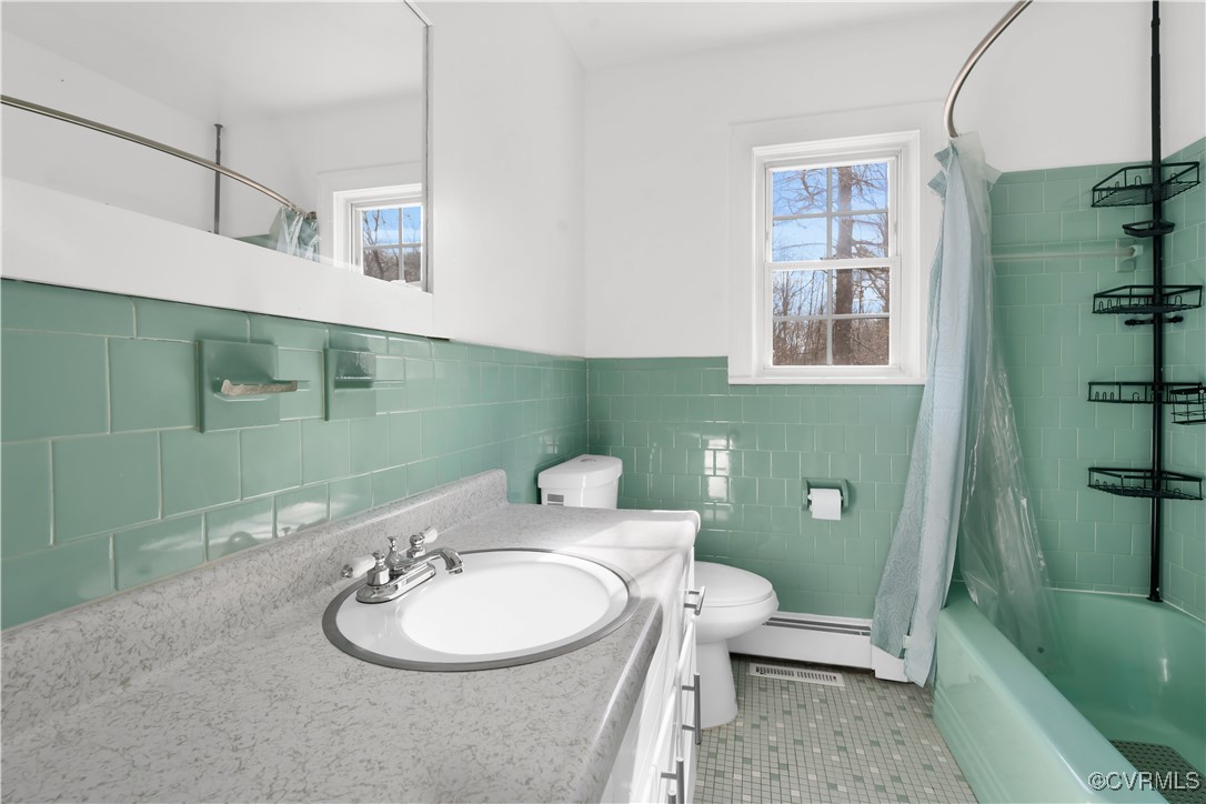 Dinwiddie Courthouse Area, Virginia 23841, United States, 4 Bedrooms Bedrooms, ,3 BathroomsBathrooms,Residential,Pending,10102