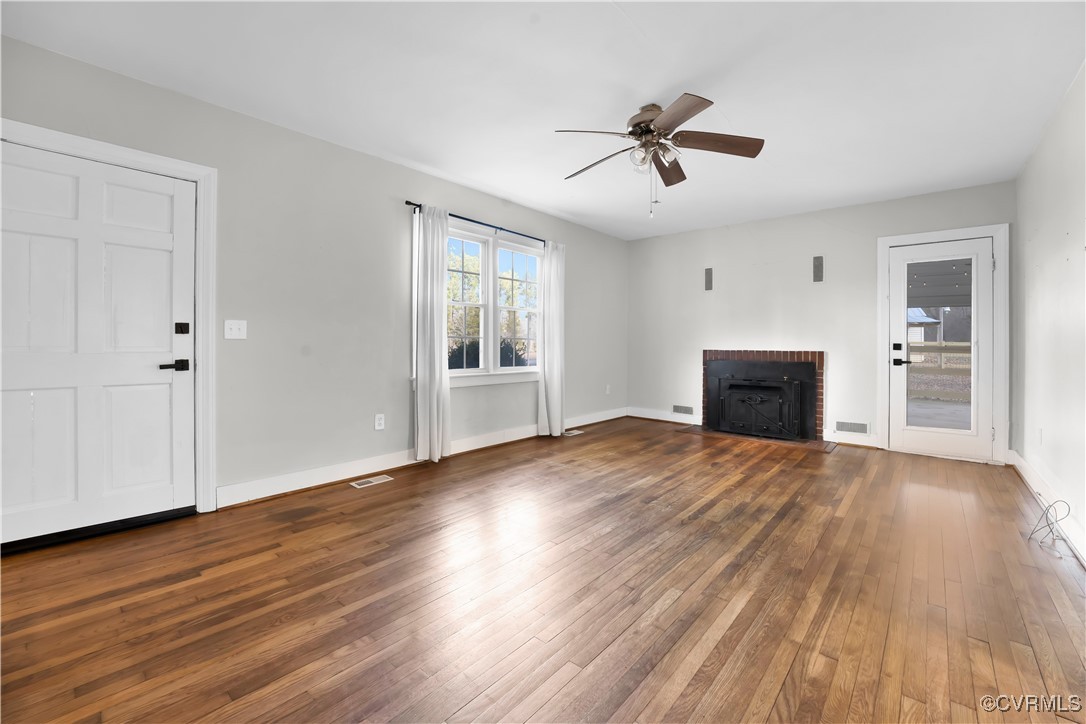 Dinwiddie Courthouse Area, Virginia 23841, United States, 4 Bedrooms Bedrooms, ,3 BathroomsBathrooms,Residential,Pending,10102