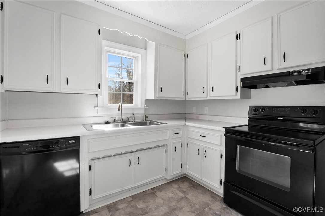 Dinwiddie Courthouse Area, Virginia 23841, United States, 4 Bedrooms Bedrooms, ,3 BathroomsBathrooms,Residential,Pending,10102