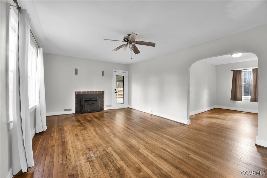 Dinwiddie Courthouse Area, Virginia 23841, United States, 4 Bedrooms Bedrooms, ,3 BathroomsBathrooms,Residential,Pending,10102