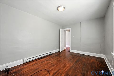 Tiny photo for 726 E Gladstone Avenue, Richmond, VA 23222 (MLS # 2612537)