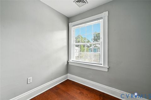 Tiny photo for 726 E Gladstone Avenue, Richmond, VA 23222 (MLS # 2612537)