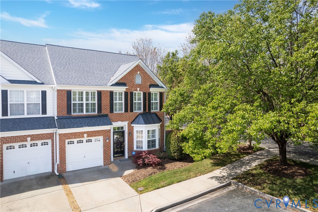 5911 Chapel Lawn Terrace