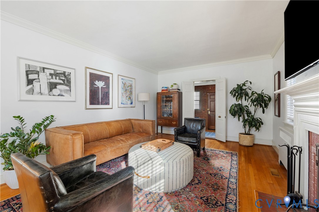 4206 W Franklin Street