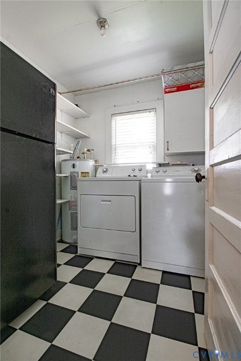 Tiny photo for 702 N 7th Avenue, Hopewell, VA 23860 (MLS # 2626803)