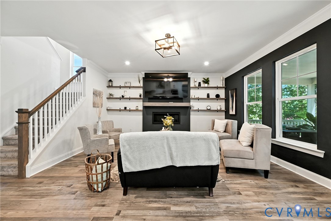 5607 Pergola Lane