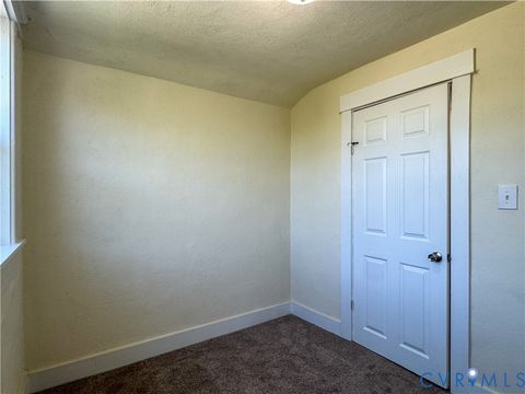 Tiny photo for 1014 Hamilton Avenue, Colonial Heights, VA 23834 (MLS # 2611552)