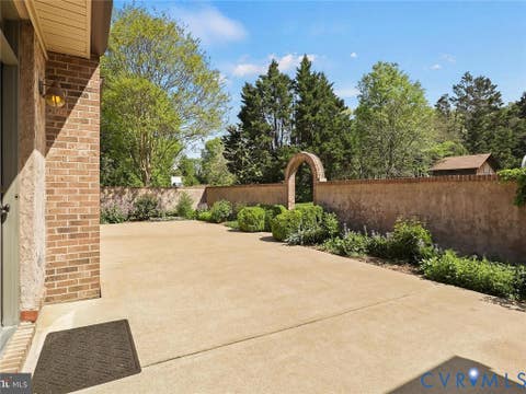 Tiny photo for 8737 Lukens Lane, Mount Vernon, VA 22309 (MLS # 2621032)