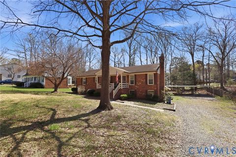 Photo of 9315 Plymouth Place, Mechanicsville, VA 23116 (MLS # 2607450)