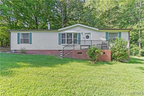 A home in Louisa