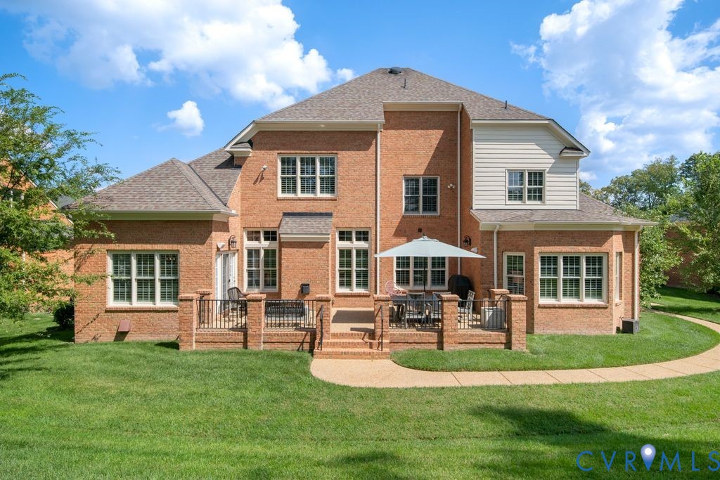 850 Elmslie Lane