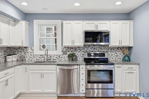 Tiny photo for 9612 Kingscroft Drive, Glen Allen, VA 23060 (MLS # 2620455)