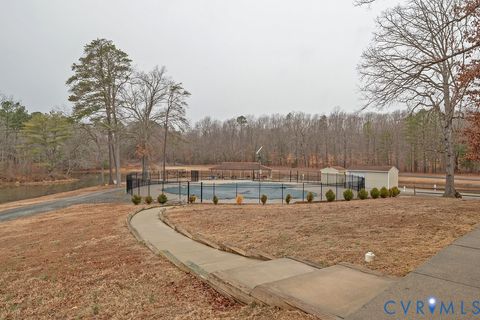 Tiny photo for 608 Cicero Drive, Ruther Glen, VA 22546 (MLS # 2603097)