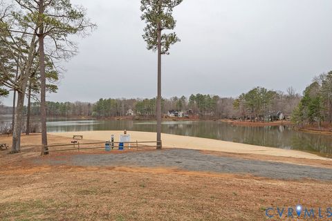 Tiny photo for 608 Cicero Drive, Ruther Glen, VA 22546 (MLS # 2603097)