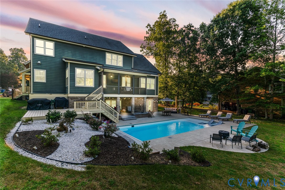 4439 Lake Summer Court