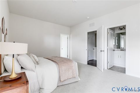 Tiny photo for 2439 Ownby Lane #B13, Richmond, VA 23220 (MLS # 2602160)