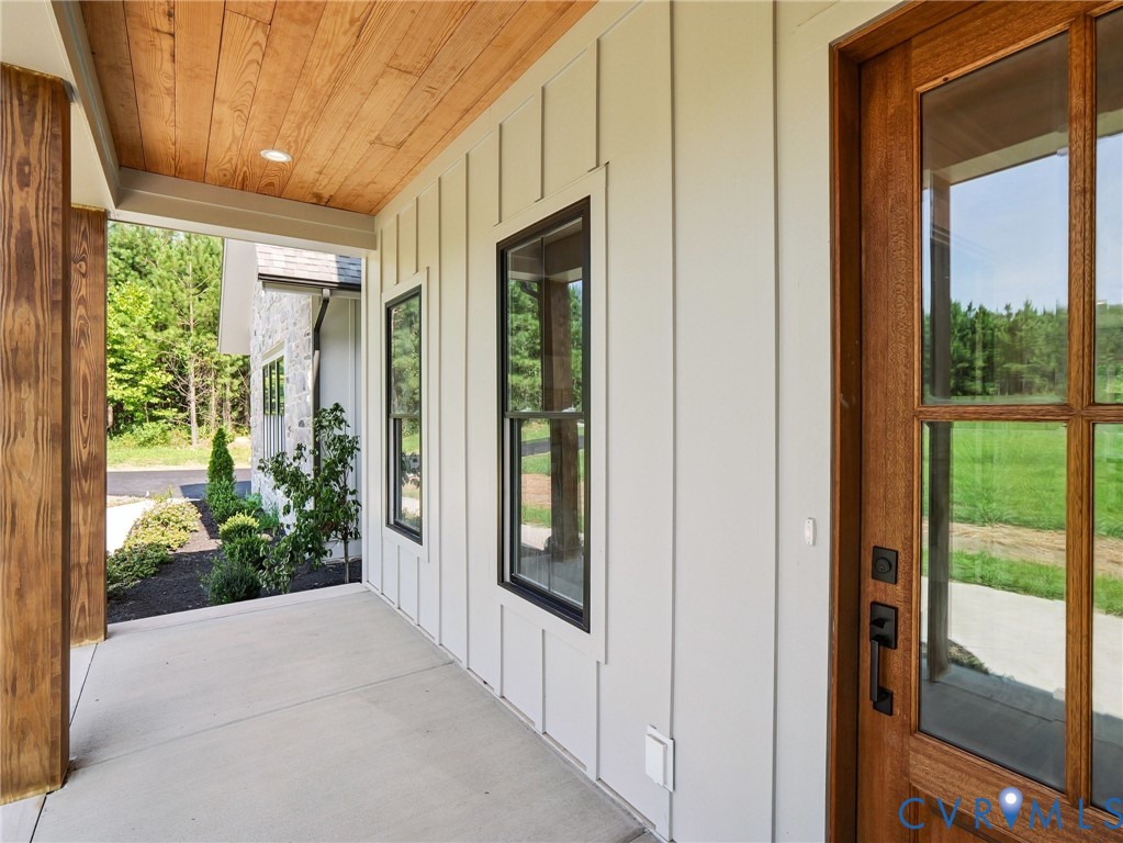 1530 Smokey Ridge Road