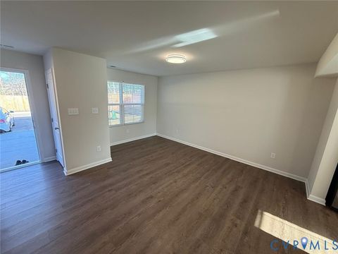 Photo of 5317 Canterbury Ridge Court, Richmond, VA 23224 (MLS # 2606696)