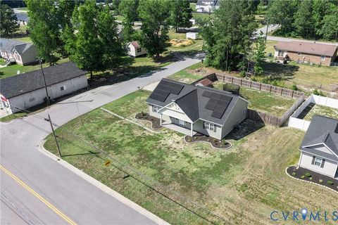 Tiny photo for 101 Pine Street, Jarratt, VA 23867 (MLS # 2616133)