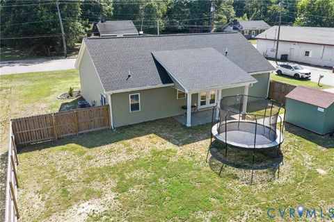 Tiny photo for 101 Pine Street, Jarratt, VA 23867 (MLS # 2616133)
