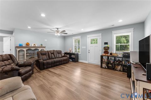 Tiny photo for 101 Pine Street, Jarratt, VA 23867 (MLS # 2616133)