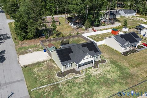 Tiny photo for 101 Pine Street, Jarratt, VA 23867 (MLS # 2616133)