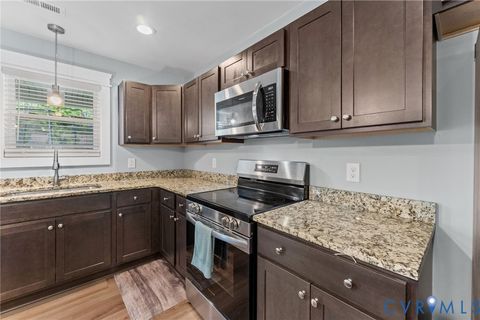 Tiny photo for 101 Pine Street, Jarratt, VA 23867 (MLS # 2616133)