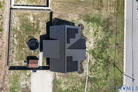 Tiny photo for 101 Pine Street, Jarratt, VA 23867 (MLS # 2616133)