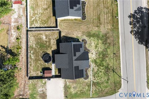 Tiny photo for 101 Pine Street, Jarratt, VA 23867 (MLS # 2616133)