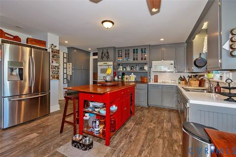 Tiny photo for 11133 Rolfe Highway, Elberon, VA 23846 (MLS # 2616451)