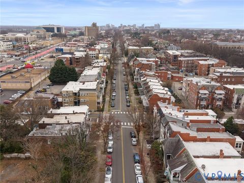 Tiny photo for 2905 W Grace Street, Richmond, VA 23221 (MLS # 2528389)