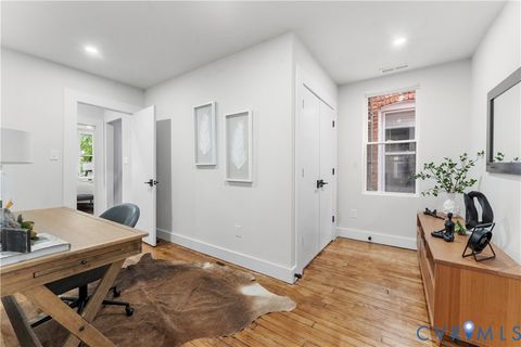 Tiny photo for 2905 W Grace Street, Richmond, VA 23221 (MLS # 2528389)