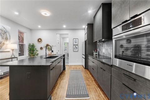 Tiny photo for 2905 W Grace Street, Richmond, VA 23221 (MLS # 2528389)