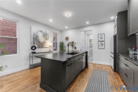 Tiny photo for 2905 W Grace Street, Richmond, VA 23221 (MLS # 2528389)