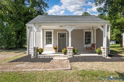 12 Lowell Street Highland Springs VA 23223