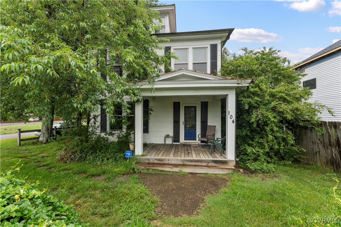 104 E 5th Street