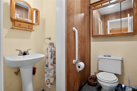 Tiny photo for 437 Wake Road, Middlesex, VA 23176 (MLS # 2616694)