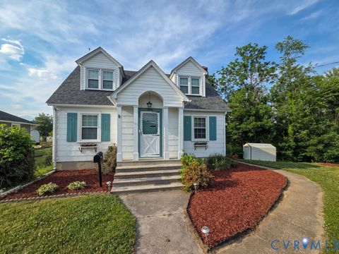 Tiny photo for 616 Oak Street, Clifton Forge, VA 24422 (MLS # 2613788)