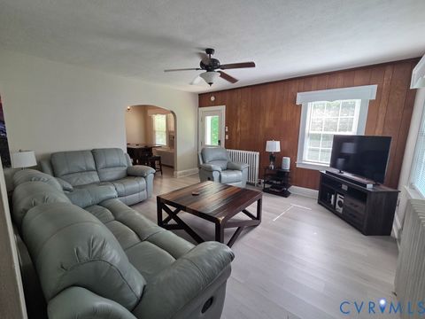 Tiny photo for 616 Oak Street, Clifton Forge, VA 24422 (MLS # 2613788)