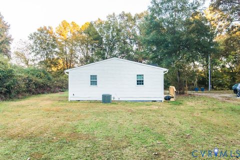 Tiny photo for 16904 Potts Street, South Chesterfield, VA 23834 (MLS # 2529469)