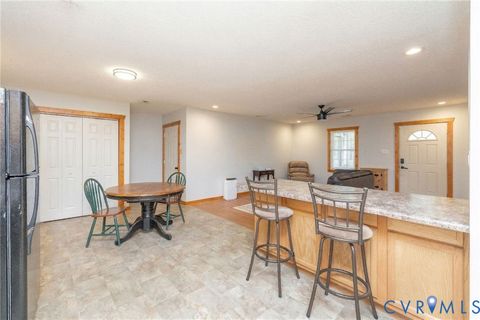 Tiny photo for 460 Horseshoe Road, Jarratt, VA 23867 (MLS # 2609503)
